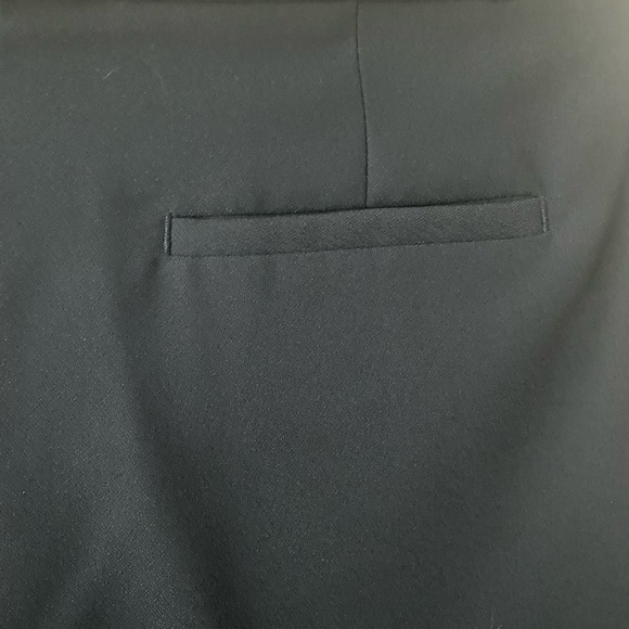 Banana Republic Women’s Navy Blue Pants with A Green Side Strap Insert Size 8 - Picture 13 of 13